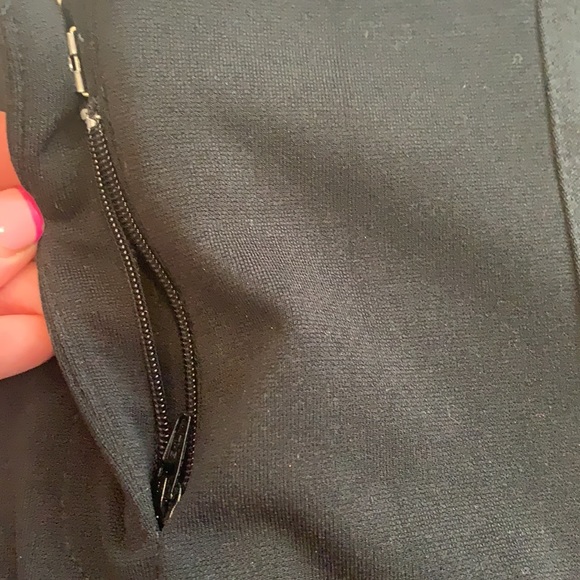 Black Express mini skirt - Picture 4 of 4